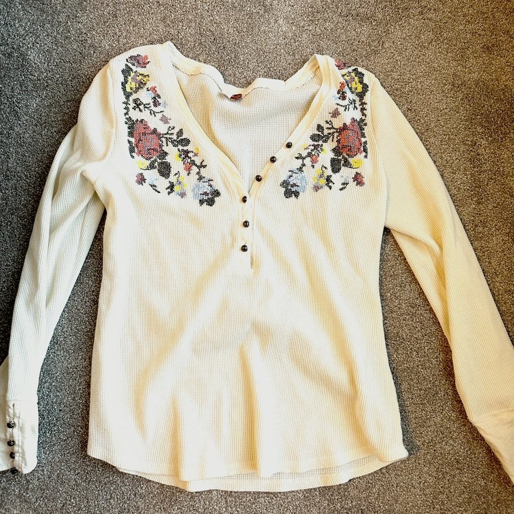 Anthropologie Pilcro Waffle Henley Top with embroidery